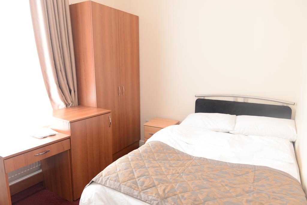 Global Lodge London Room photo
