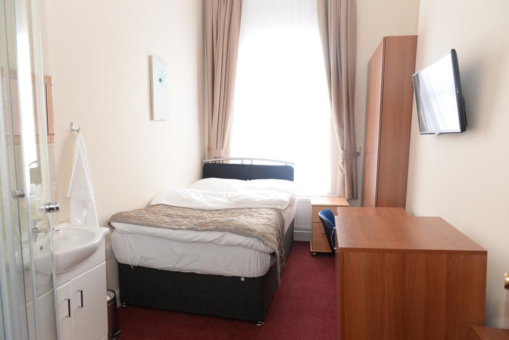 Global Lodge London Room photo